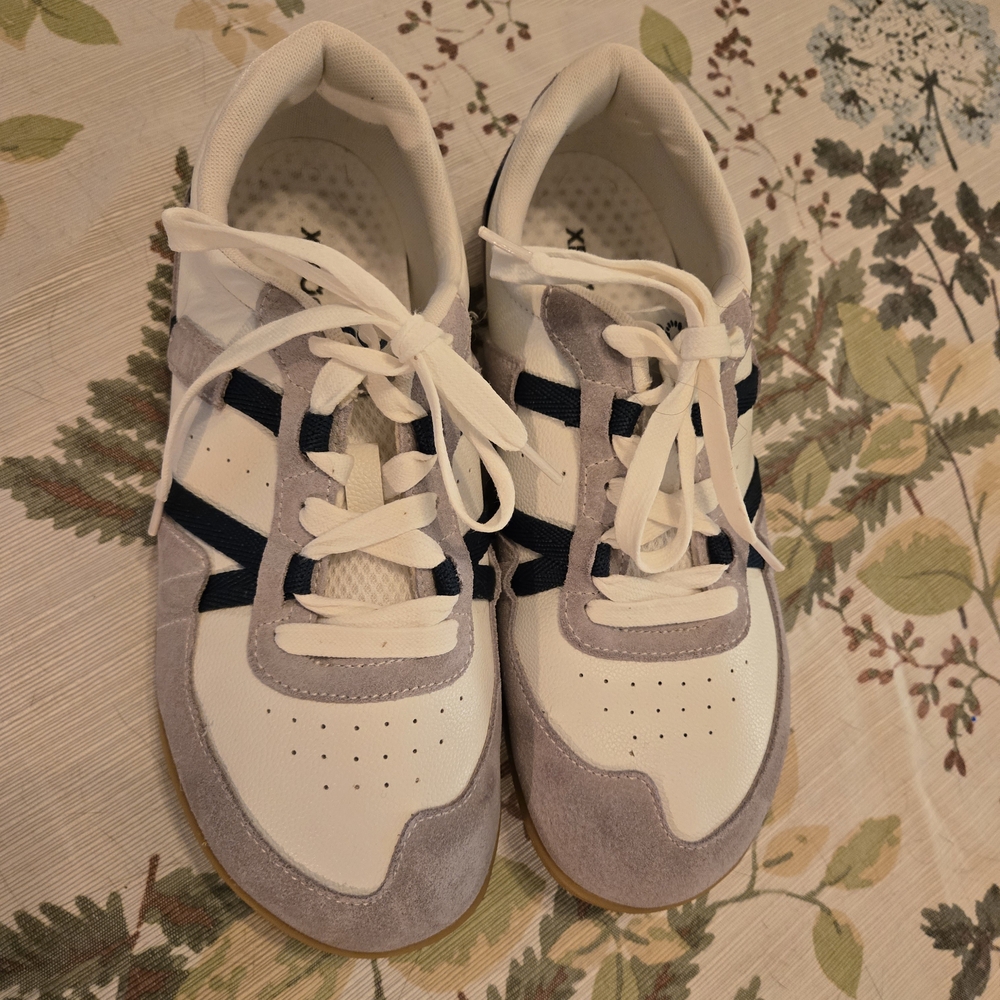 Stylish Women's White and Gray Sneakers